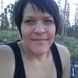 Geile milf zit gewillig klaar