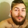 Stoute boy zoekt strenge spanker