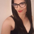 Een vrouw die haar zorgen wil vergeten, jij ook?